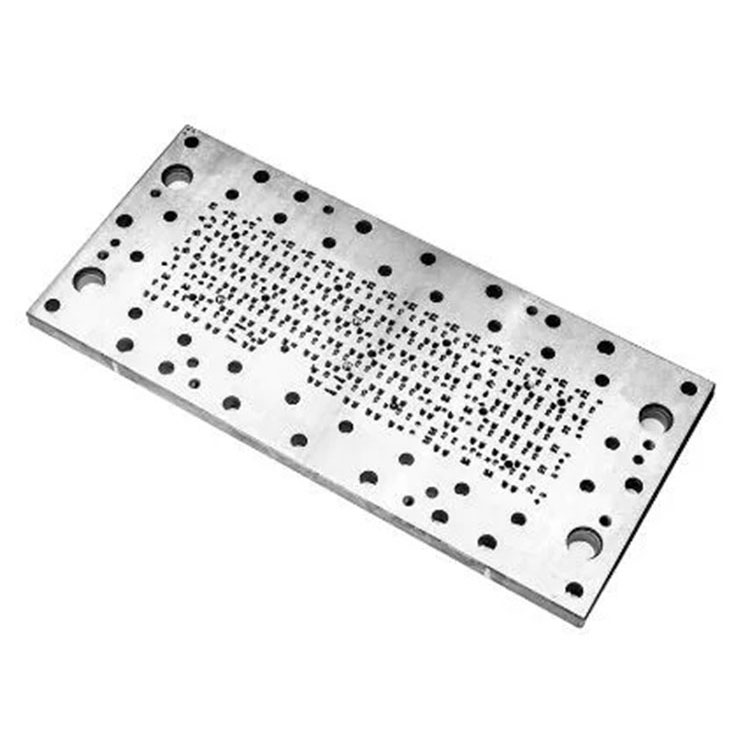 Kaip štampavimo formos tikslumas formuoja pramoninio metalo formavimo kokybę?